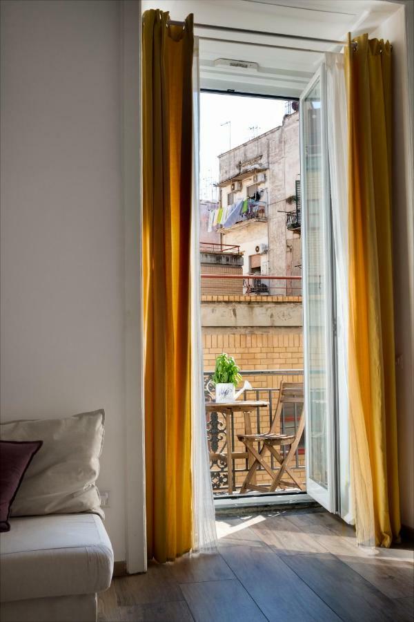 Casa Vacanza Il Sole Di Napoli Luaran gambar